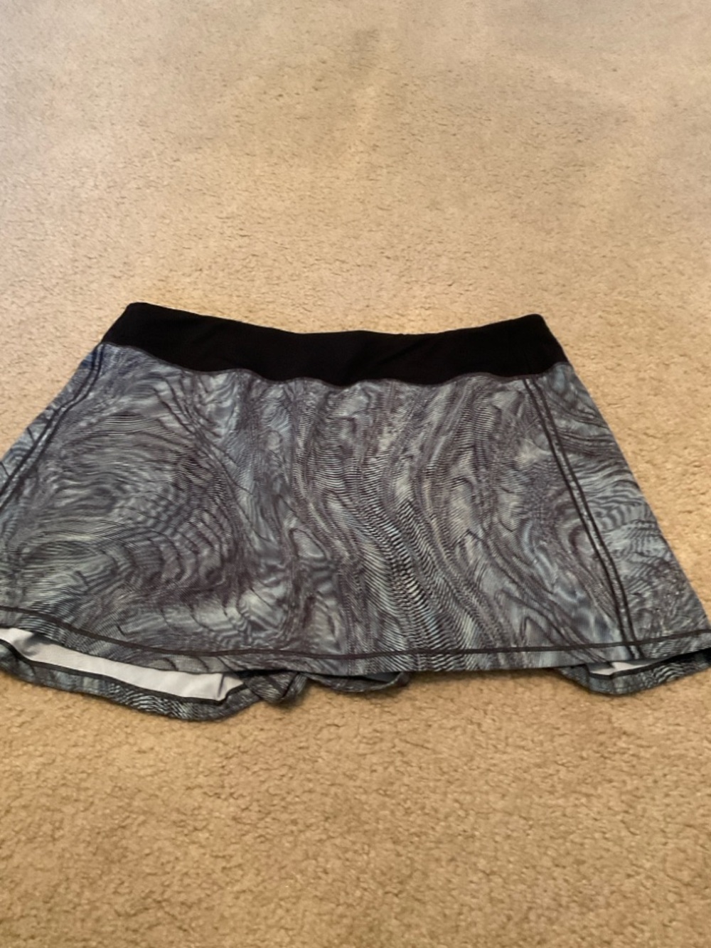 Lululemon Skirt. Sz. 12